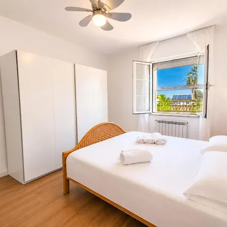 Libera - Sea View Terrace&jacuzzi *